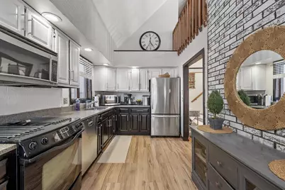 87 Norwood Ave, Leominster, MA 01453 - Photo 15