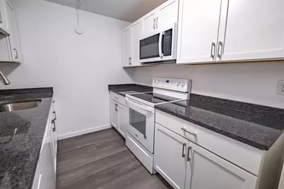 100 High St #802, Medford, MA 02155 - Photo 5