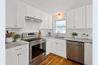 119 Van Norden Rd, Reading, MA 01867 - Photo 11