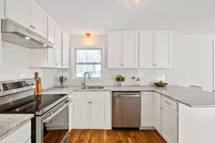 119 Van Norden Rd, Reading, MA 01867 - Photo 11