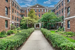 62 Queensberry St, Boston, MA 02215 - Photo 1