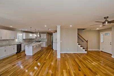 42 Loopley, Ludlow, MA 01056 - Photo 7