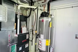 1 Donald Cir, Andover, MA 01810 - Photo 9