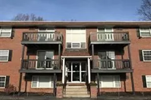 99 Pleasant St, Watertown, MA 02472 - Photo 21