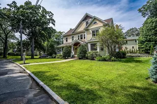 52 N Border Rd, Winchester, MA 01890 - Photo 1