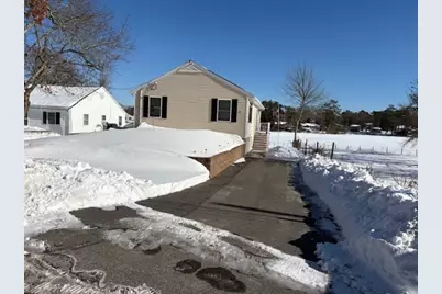 91 Agawam Lake Shore Drive, Wareham, MA 02571 - Photo 3