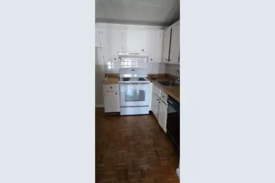 668 Robbins Ave #18, Dracut, MA 01826 - Photo 3