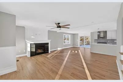 3 Earle St, Fairhaven, MA 02739 - Photo 5