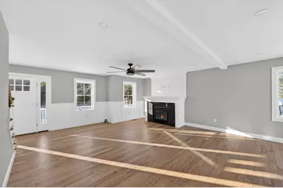 3 Earle St, Fairhaven, MA 02739 - Photo 7