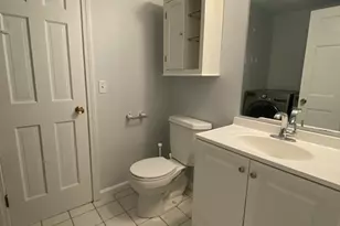 1047 Washington St, Newton, MA 02465 - Photo 11