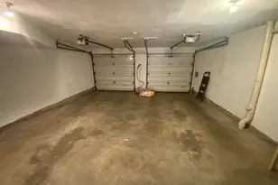 1047 Washington St, Newton, MA 02465 - Photo 19