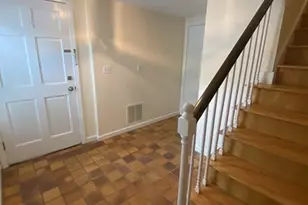 1047 Washington St, Newton, MA 02465 - Photo 17