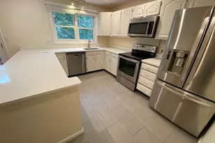 1047 Washington St, Newton, MA 02465 - Photo 7