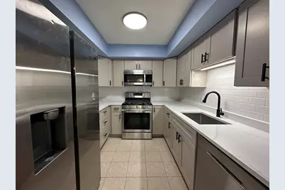 79 Greenbrook Dr #79, Stoughton, MA 02072 - Photo 3