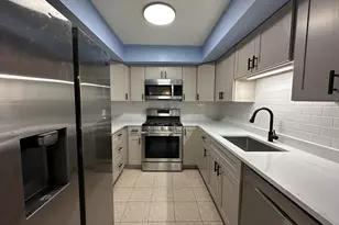 79 Greenbrook Dr, Stoughton, MA 02072 - Photo 3