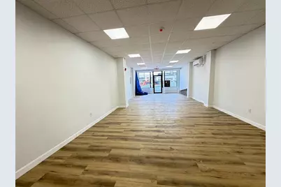 13 Newbury St, Lawrence, MA 01840 - Photo 3