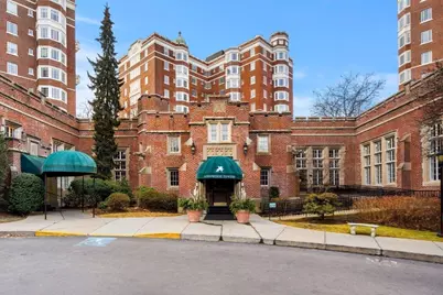 20 Chapel Street #A703, Brookline, MA 02446 - Photo 15