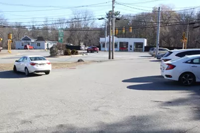 4 Lowell #5, North Reading, MA 01864 - Photo 3