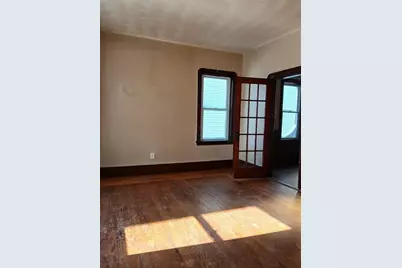 196 Hope St #2, Fall River, MA 02721 - Photo 3