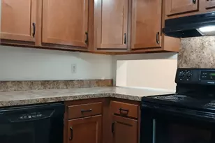 158 Fulton St, Fall River, MA 02720 - Photo 5