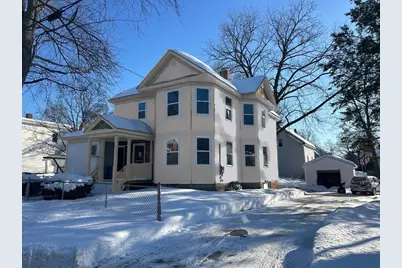 15 Arlington St, Leominster, MA 01453 - Photo 1