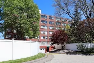 10 Hammond Pond Pkwy, Newton, MA 02467 - Photo 15