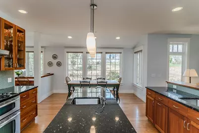 60 Red Gate Ln, Amherst, MA 01002 - Photo 11