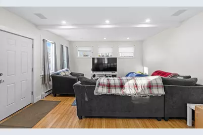 570 Shawmut Ave, New Bedford, MA 02740 - Photo 9