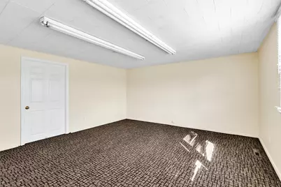 344 Boston Post Road E, Marlborough, MA 01752 - Photo 9