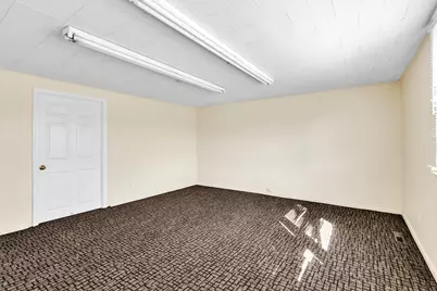 344 Boston Post Road E, Marlborough, MA 01752 - Photo 9