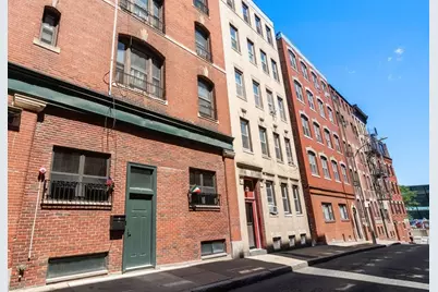 6 Henchman St #4-6, Boston, MA 02113 - Photo 29