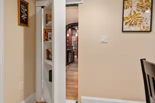 6 Henchman St, Boston, MA 02113 - Photo 9