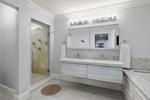 6 Henchman St, Boston, MA 02113 - Photo 23