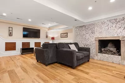 6 Henchman St #4-6, Boston, MA 02113 - Photo 5