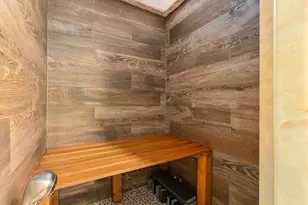 6 Henchman St, Boston, MA 02113 - Photo 17