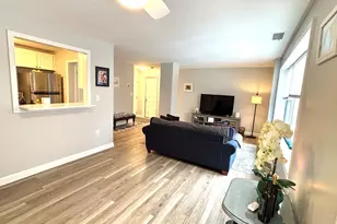 289 Essex St, Salem, MA 01970 - Photo 3