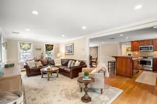 42 Christina Ct, Duxbury, MA 02332 - Photo 3