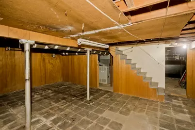 54 Dudley St, Springfield, MA 01095 - Photo 35