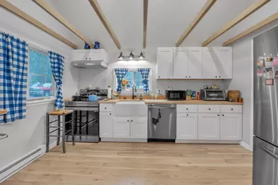 21 Myrtle Ave, Sterling, MA 01564 - Photo 5