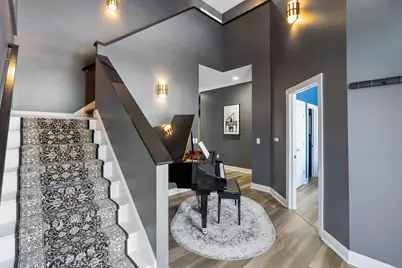 36 & 36R Holly Circle, Easthampton, MA 01027 - Photo 5