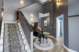 36 & 36R Holly Circle, Easthampton, MA 01027 - Photo 5