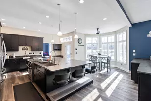 36 & 36R Holly Circle, Easthampton, MA 01027 - Photo 9