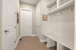 77 Wheeler Dr, Boxborough, MA 01719 - Photo 5