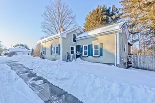 22 Crawford St, Palmer, MA 01069 - Photo 1