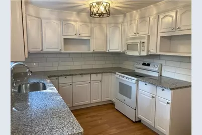 45 Pilgrim Ave, Worcester, MA 01604 - Photo 3