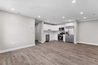 192 Central Street #E, Avon, MA 02332 - Photo 3