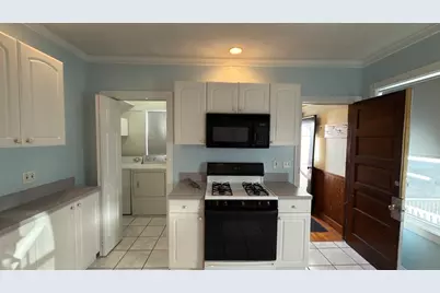 18 Bigelow St #3, Boston, MA 02135 - Photo 3