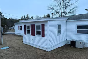 281 Chauncey Walker St, Belchertown, MA 01007 - Photo 23