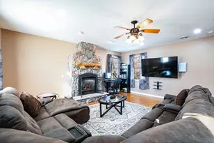 46 Lilac Ave, Somerset, MA 02726 - Photo 5