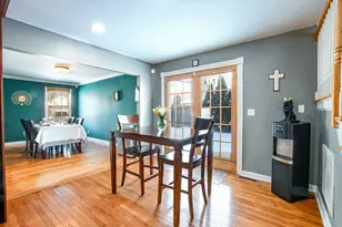 46 Lilac Ave, Somerset, MA 02726 - Photo 9